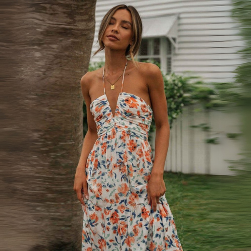 Carmen | Vestido de Invitada para Boda de Verano con Flores Naranjas y Escote en V